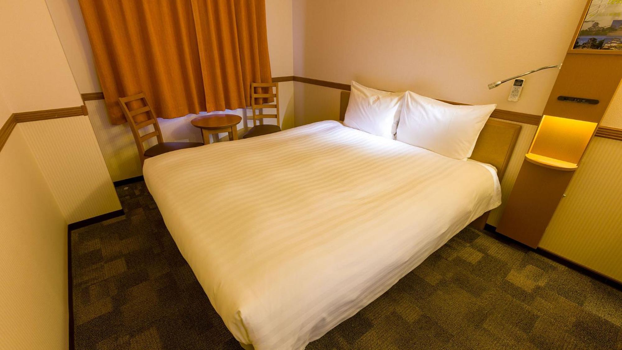 Toyoko Inn Kintetsu Yokkaichi Eki Kita Guchi Habitación foto